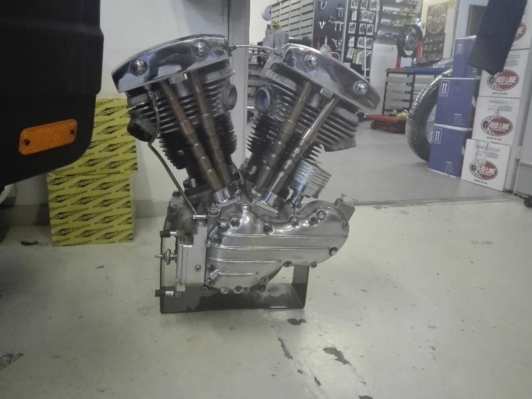 pan shovel engine